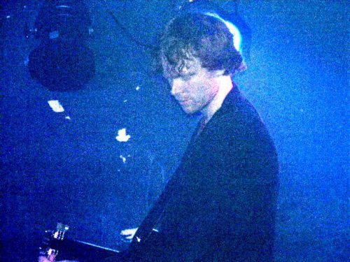 556630_399222566828876_1038631979_n